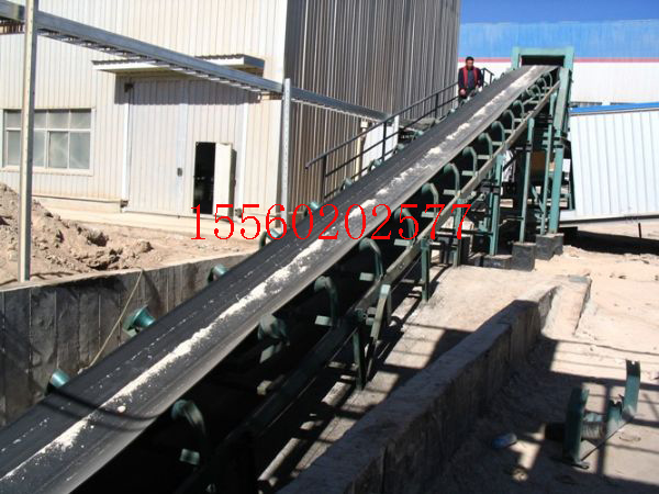 TD皮帶輸送機使用現(xiàn)場